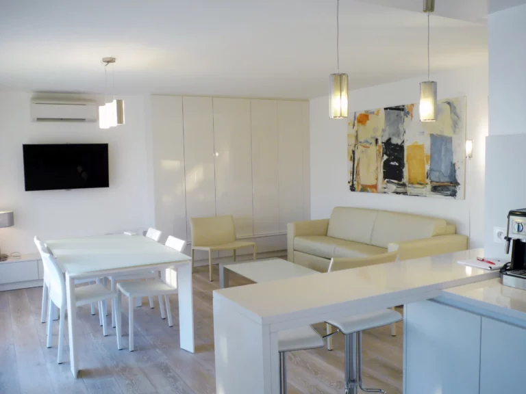 Artelite Architecte D Interieur Saint Tropez Cuisine Blanche 3 1